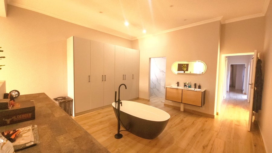 3 Bedroom Property for Sale in Meerhof North West